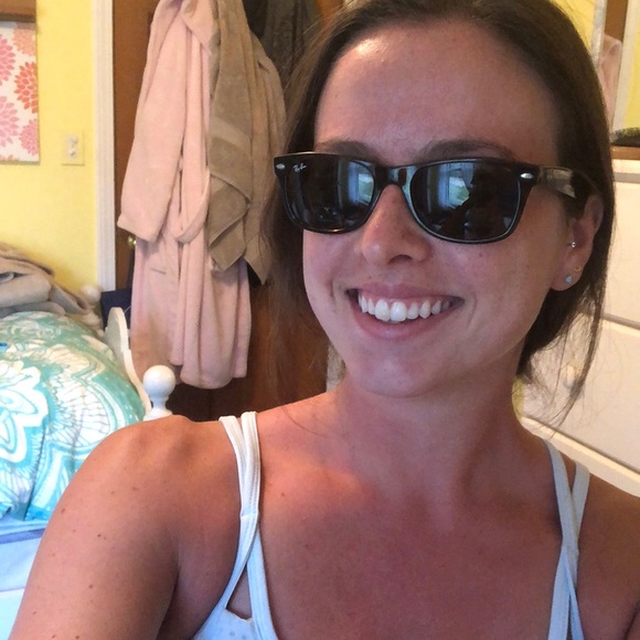 Tortoiseshell Ray Ban wayfarer sunglasses - Picture 2 of 2